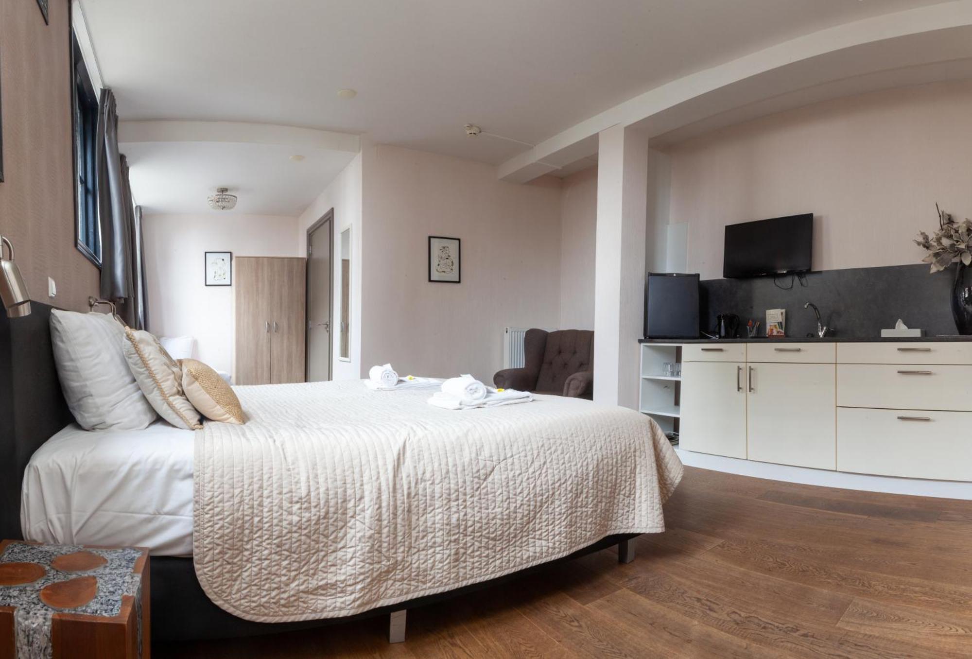 Kings Hotel